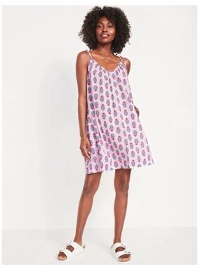 Old Navy pink tie strap sundress with on seam pockets